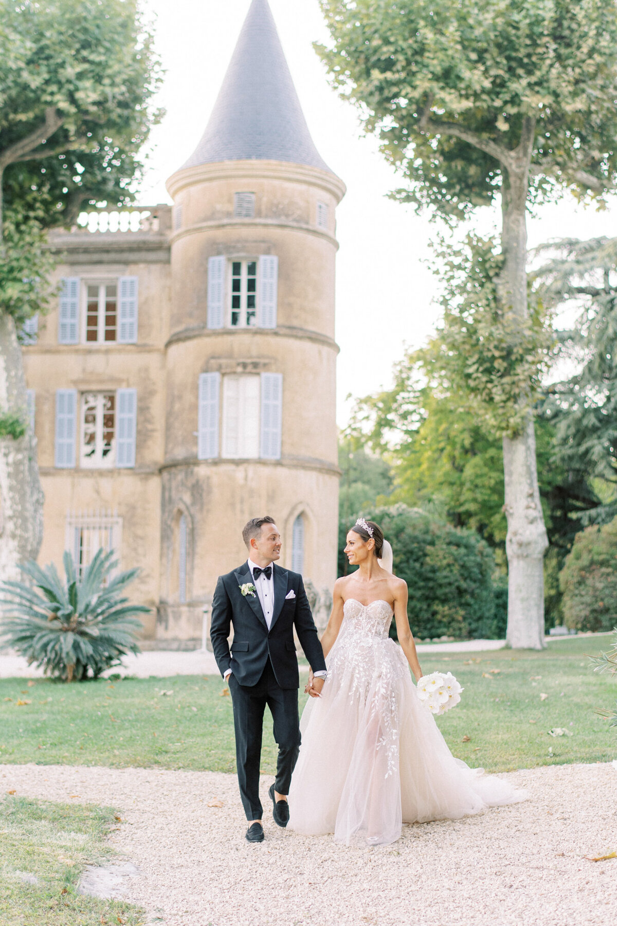 Maïlys Fortune Photography Husband Wife Wedding Weddings Photography France Switzerland Italy Timeless Dreamy Imagery Bilingual French English Destination Weddings Destination Wedding Provence French Riviera Paris Lake Como Tuscany108