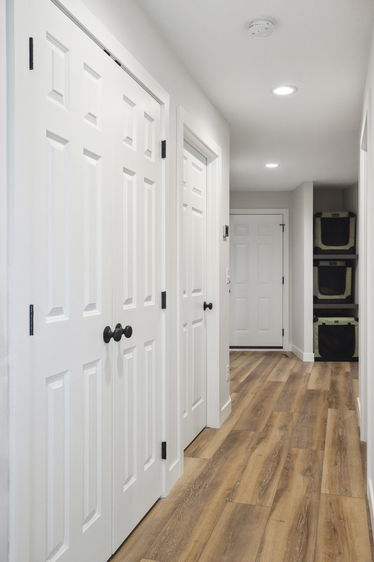 LakeWood - 12204 Hart Ave Annandale_025