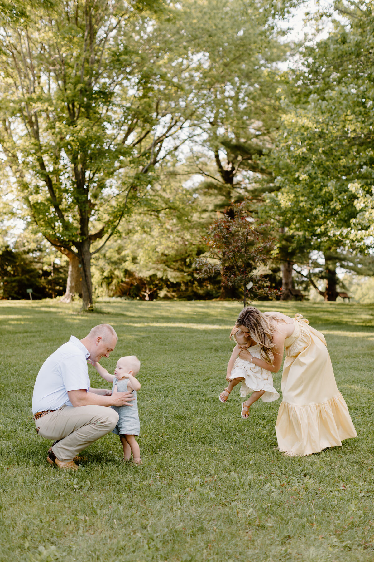 christina_ney_photography_wedding_engagement_lifestyle_photographer_dubuque_iowa_wedding_planning_assistance_adventurous_bold_laidback Family Photography37
