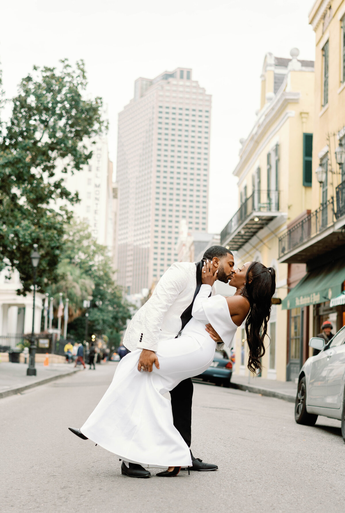 Ultra-Glam-New Orleans-French-Quarter-Engagement-Session-Photos-09434