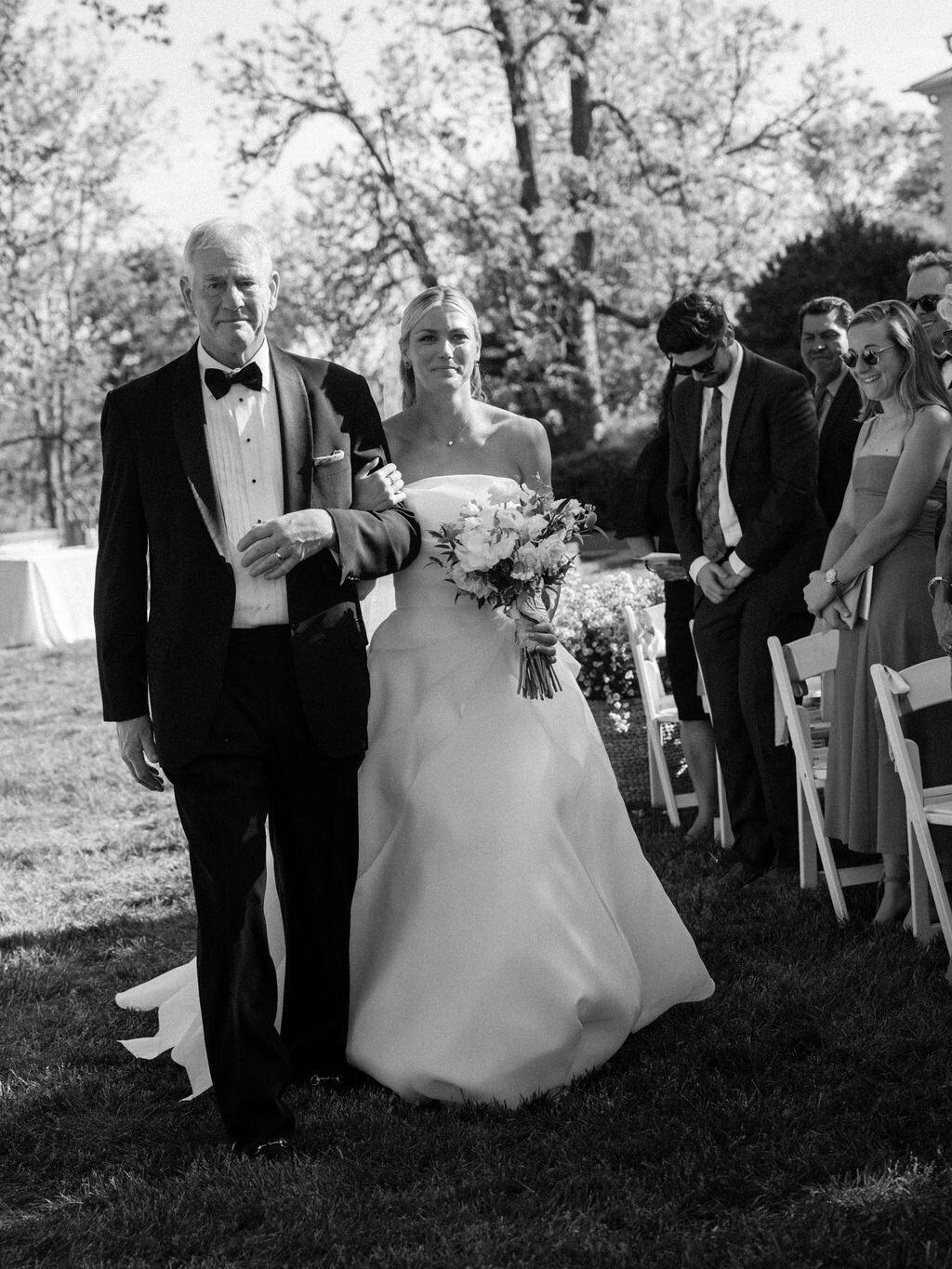 NikkiSanterre_EastCoastLuxuryWeddingPhotographer_CliftonInnWedding_Sky&Ryan-87