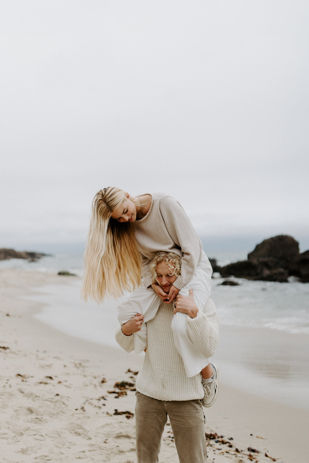 cozy-coffee-beach-date-laguna--16