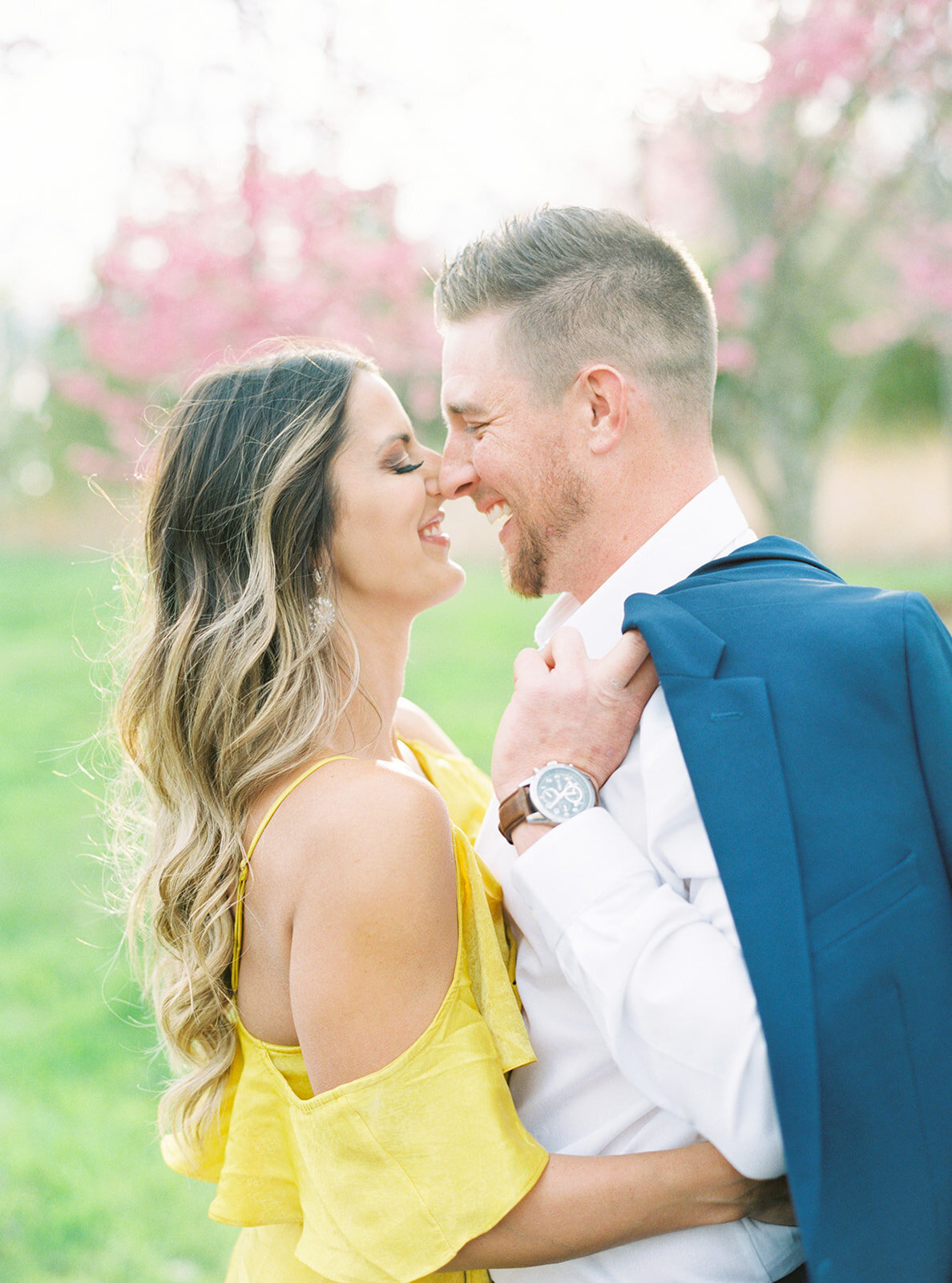 outdoor engagement photography 7