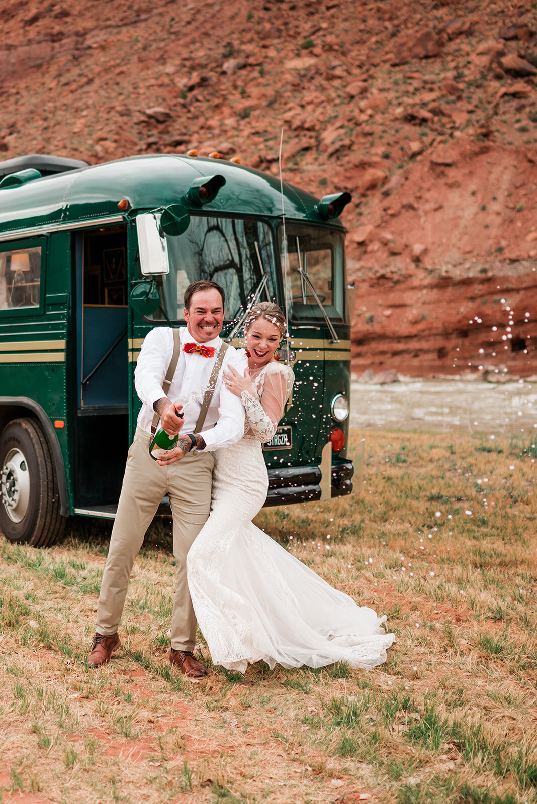 red-cliffs-lodge-moab-wedding-styled-shoot_0368_websize