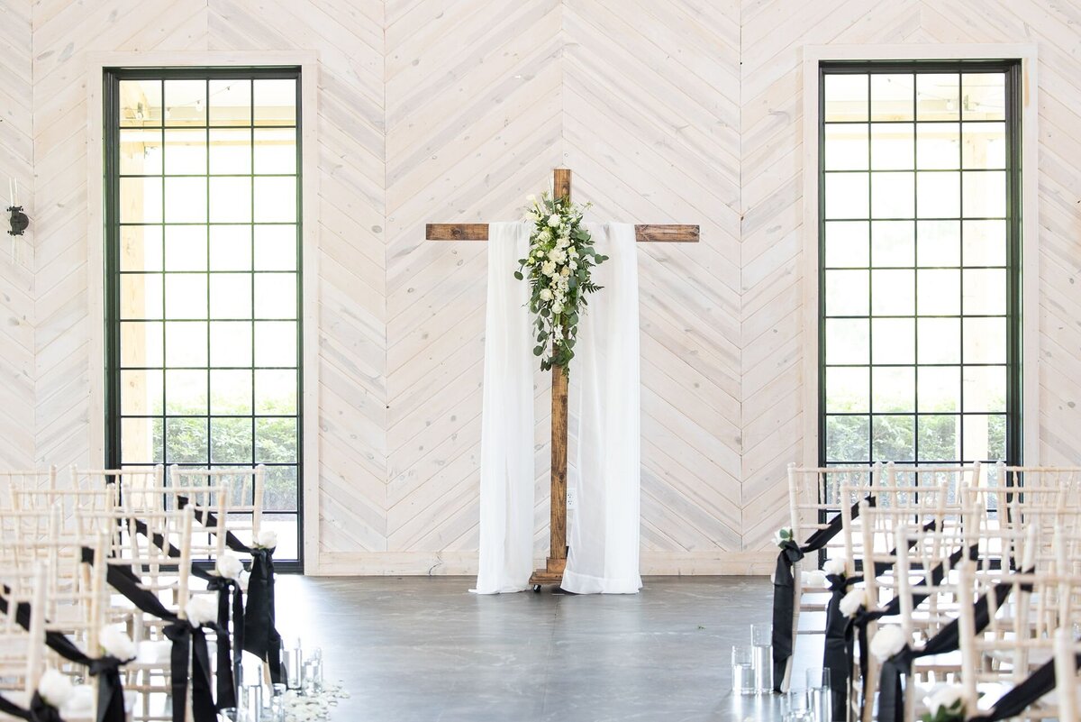 Wedding-at-Board-and-Batten-Lexington-North-Carolina-0032
