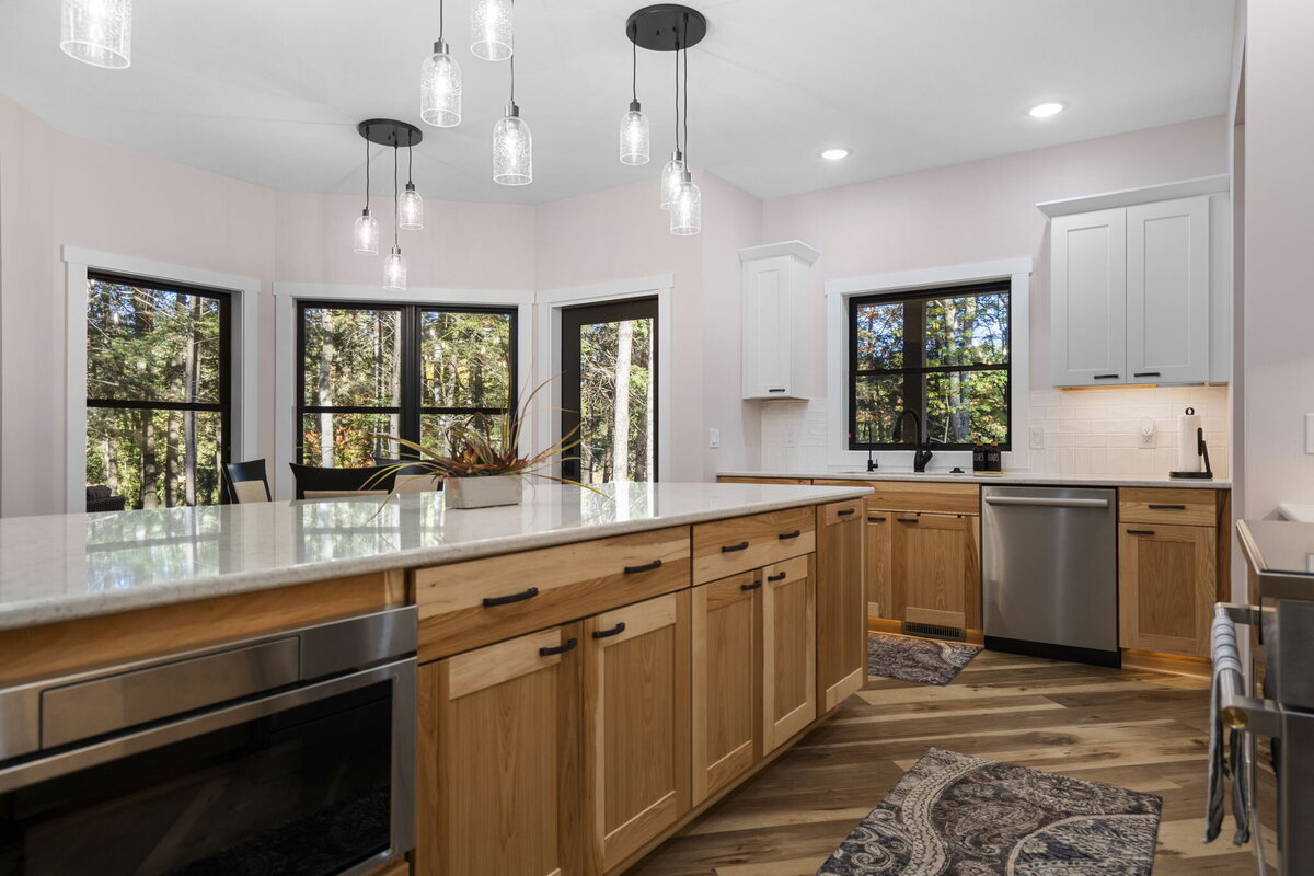 28-web-or-mls-JEL01802