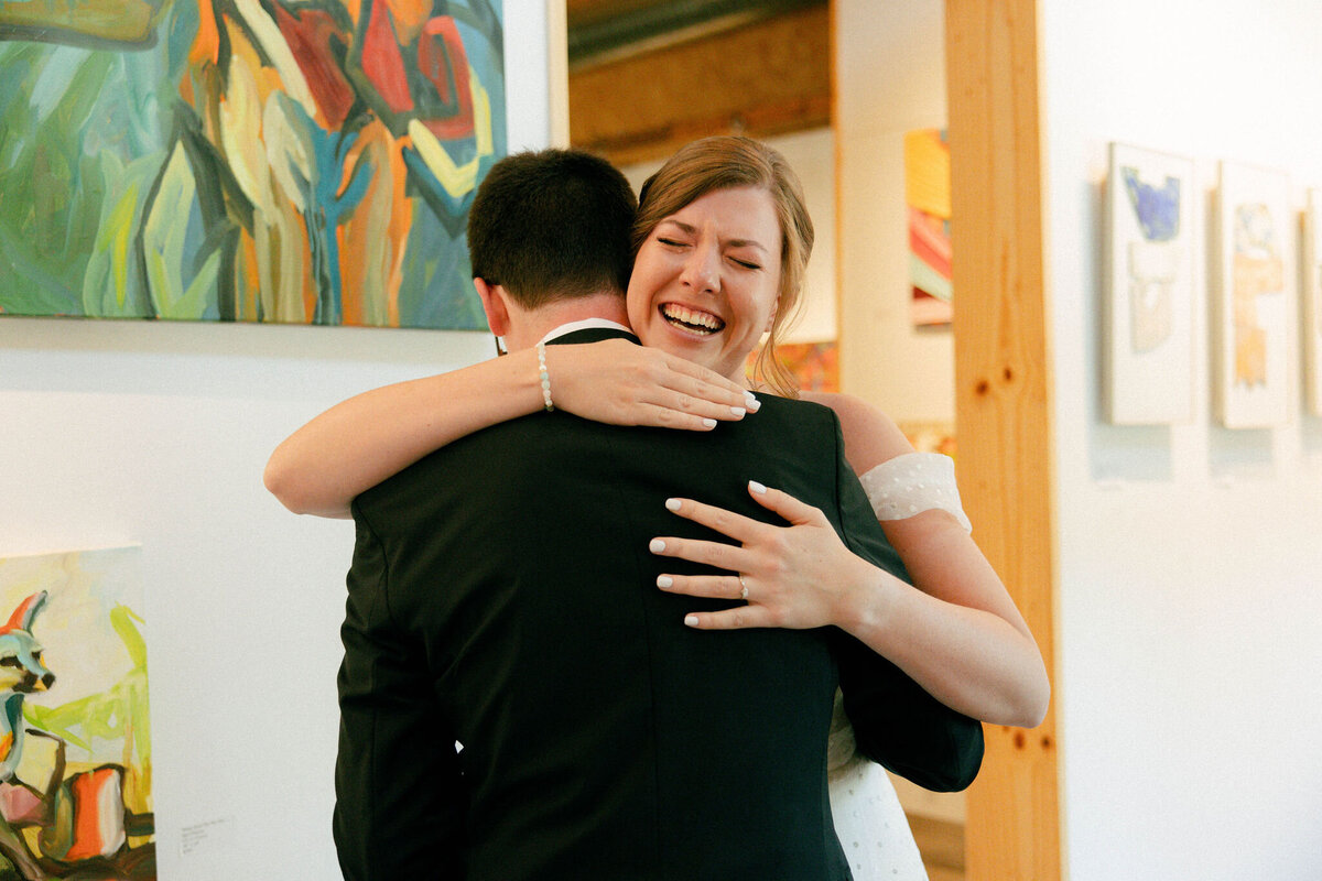 Brooke&PerronWeddingPhotos_GettingReady_AustinWeddingPhotographer_HereafterFilms-87