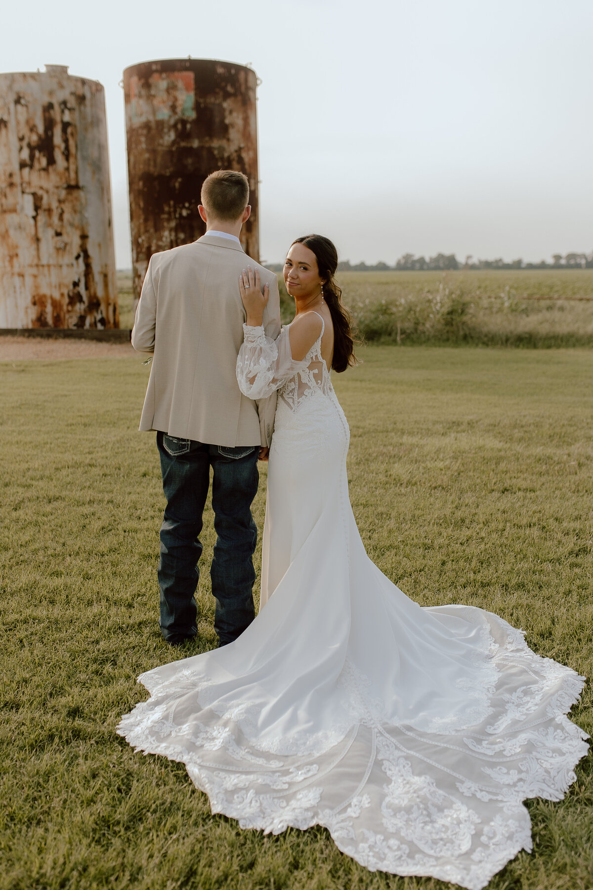 Wedding at The Gin at Hidalgo Falls in Navasota, Texas captured by Lauren Ashleigh Photography.