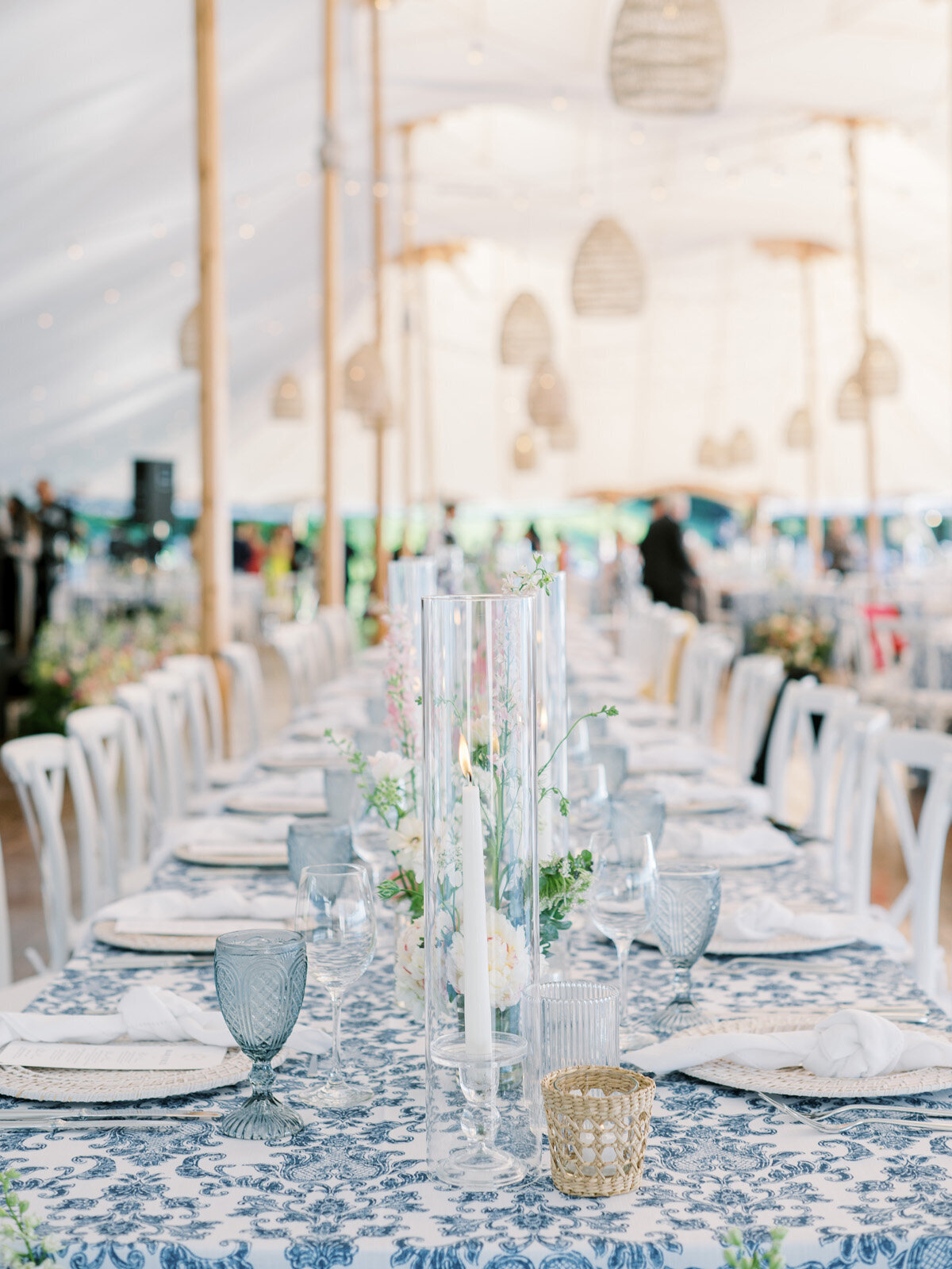 Kate-Murtaugh-Events-Newport-private-estate-tented-wedding-glass-candles