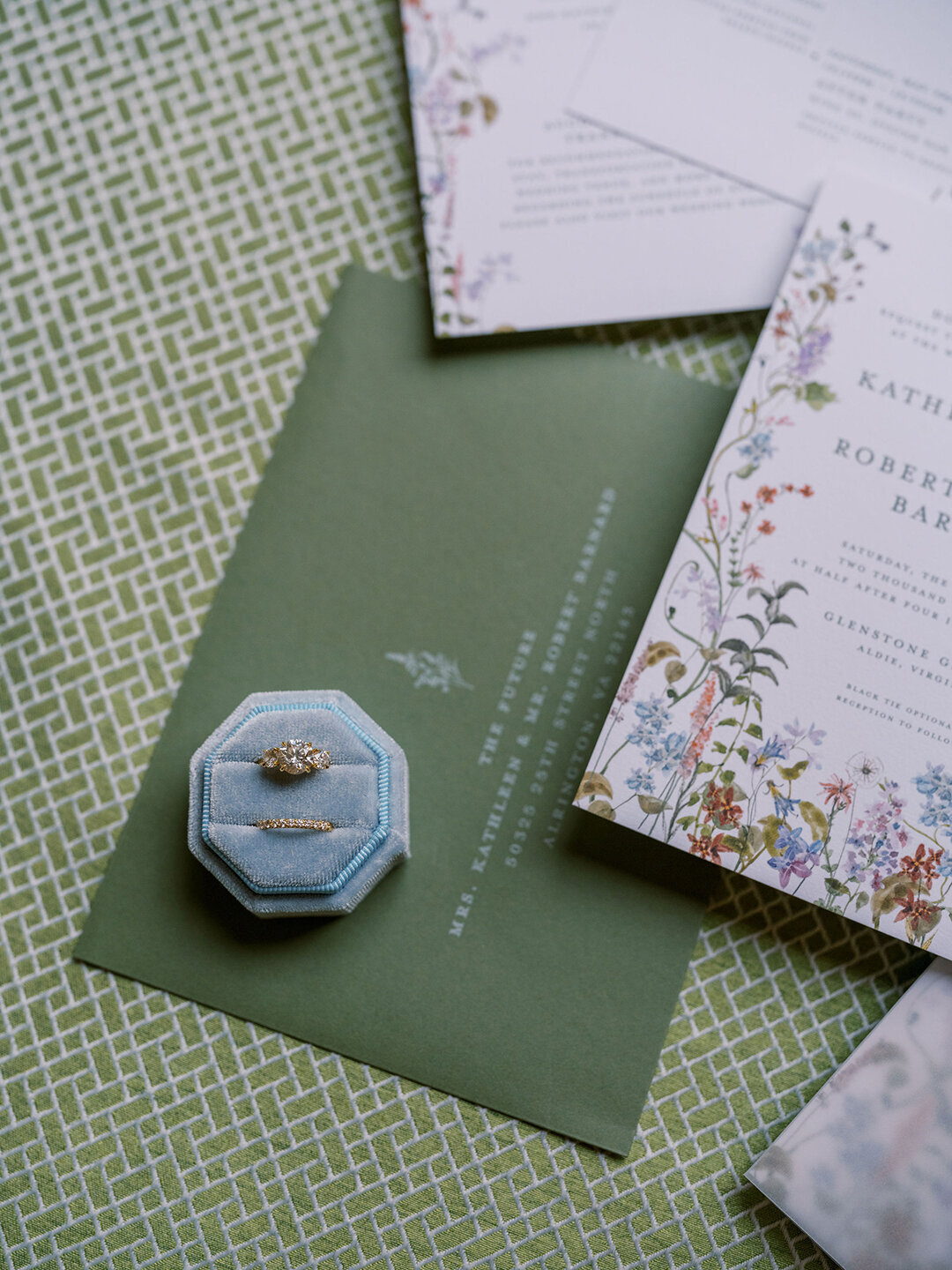 KathleenRob5-3-25GlenstoneGardenVA-VickiGraftonPhotography-12