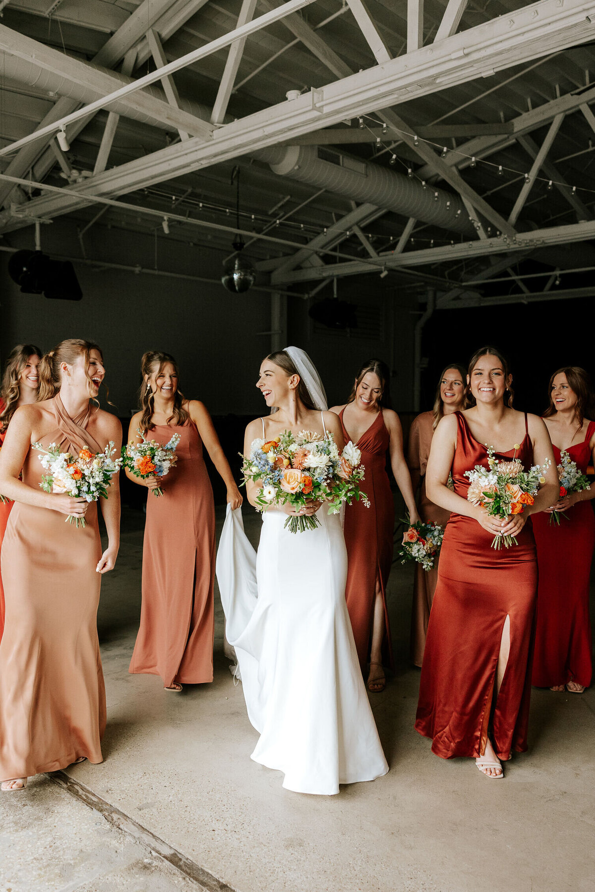 Sarabande_Chicago_Wedding_Colorful_Pink_Terra_Cotta_Rainy_Day-07