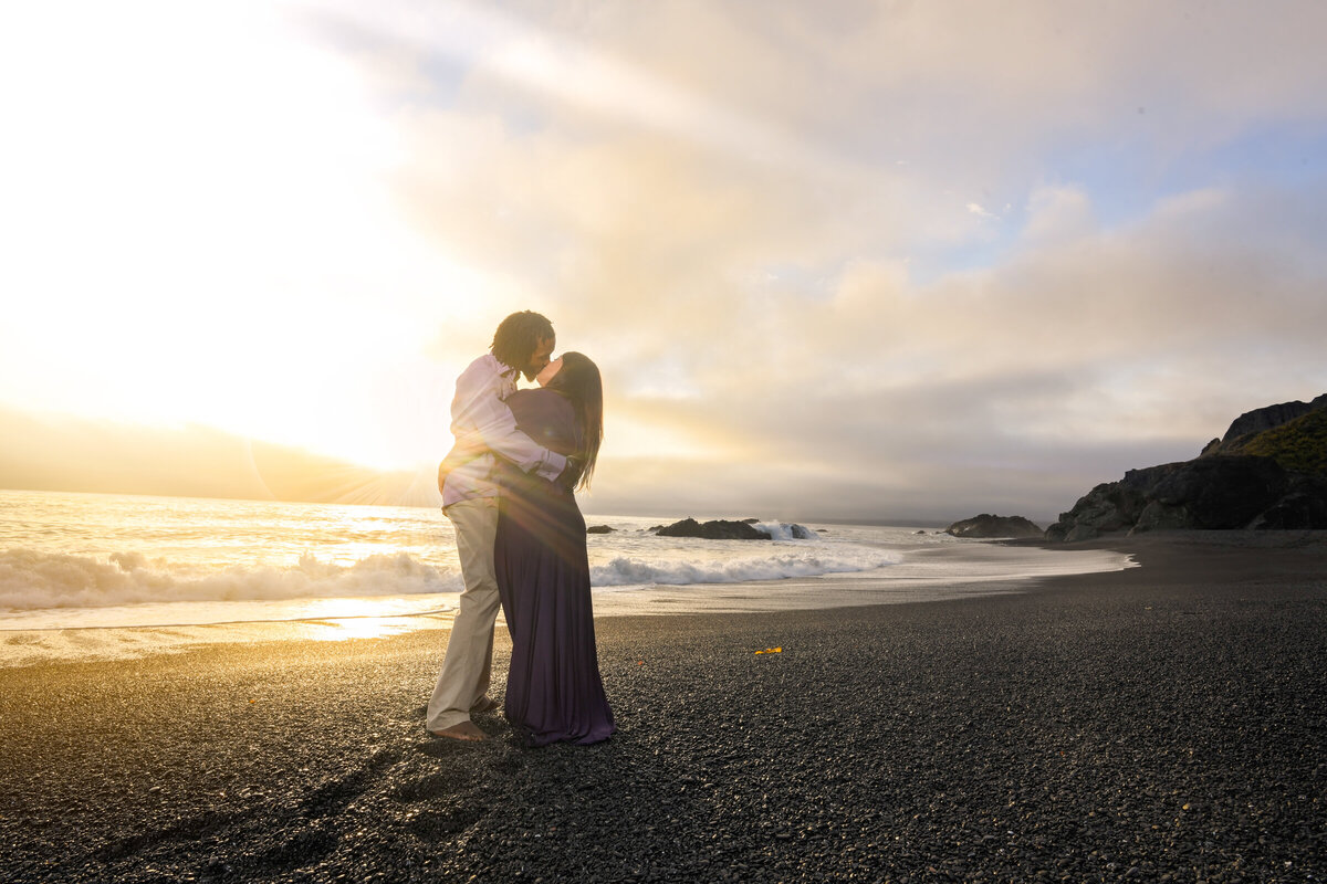 Humboldt-County-Elopement-Photographer-Shelter-Cove-Humboldt-Nor-Cal-Beach-Elopement-Parky's-Pics-Coastal-Redwoods-Elopements-17