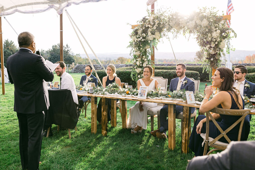 wedding-toasts-head-table-outside