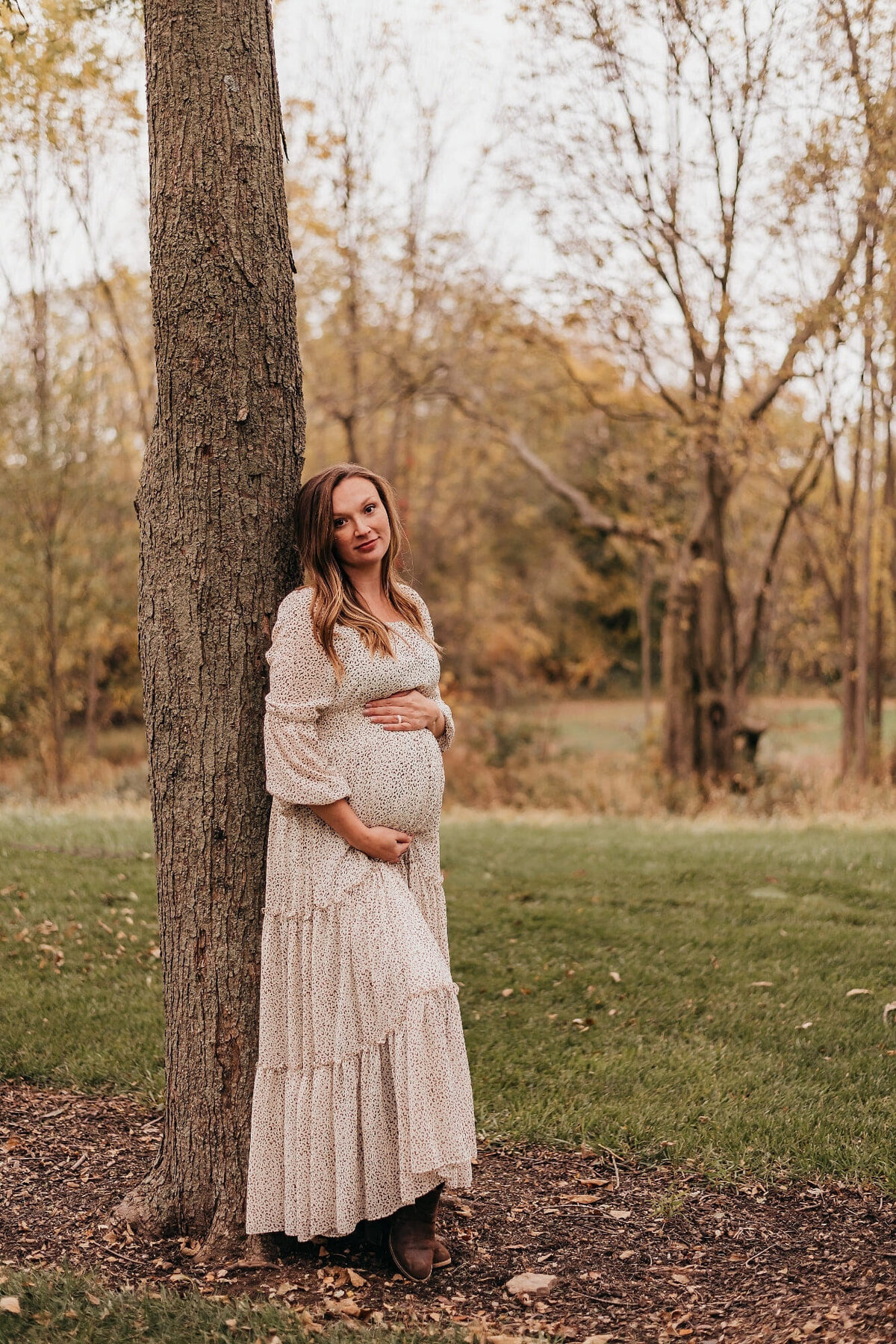 outdoor maternity session