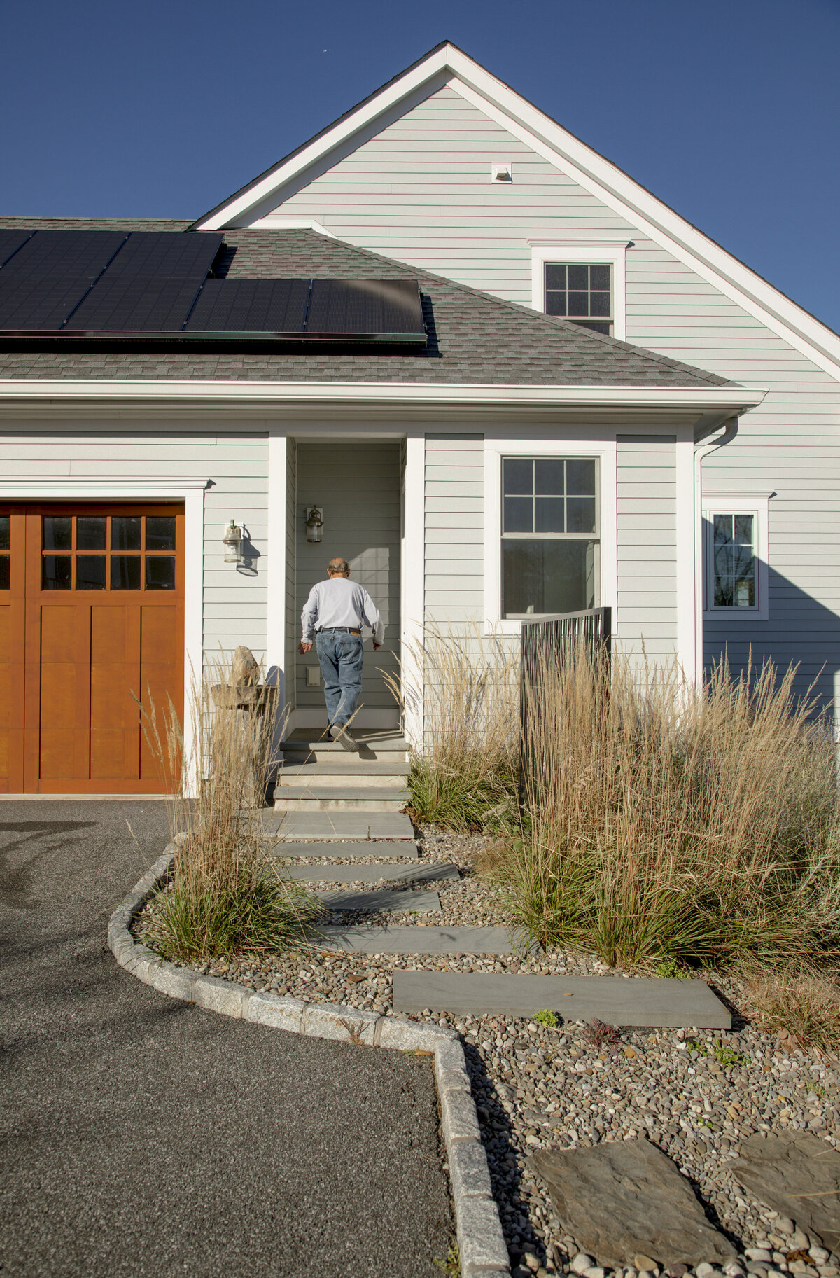 bluestone pavers and native grasses california design 