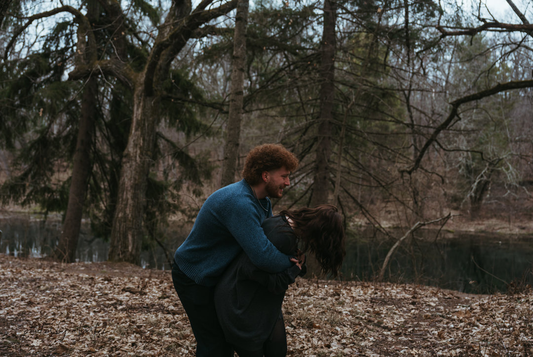 milwaukee engagement photographer-2