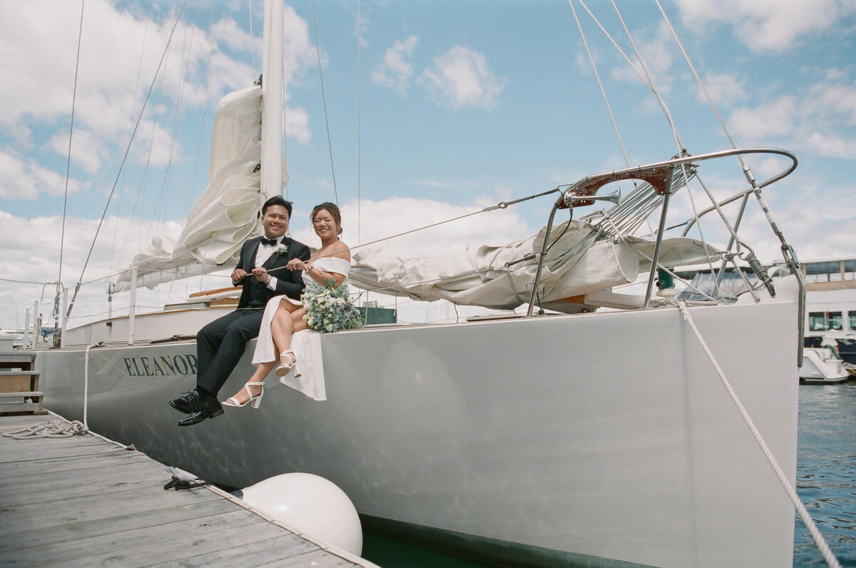 Elopement_Sailboat_Wedding_Newport_RI548122_0032319CHilaryBPhotography
