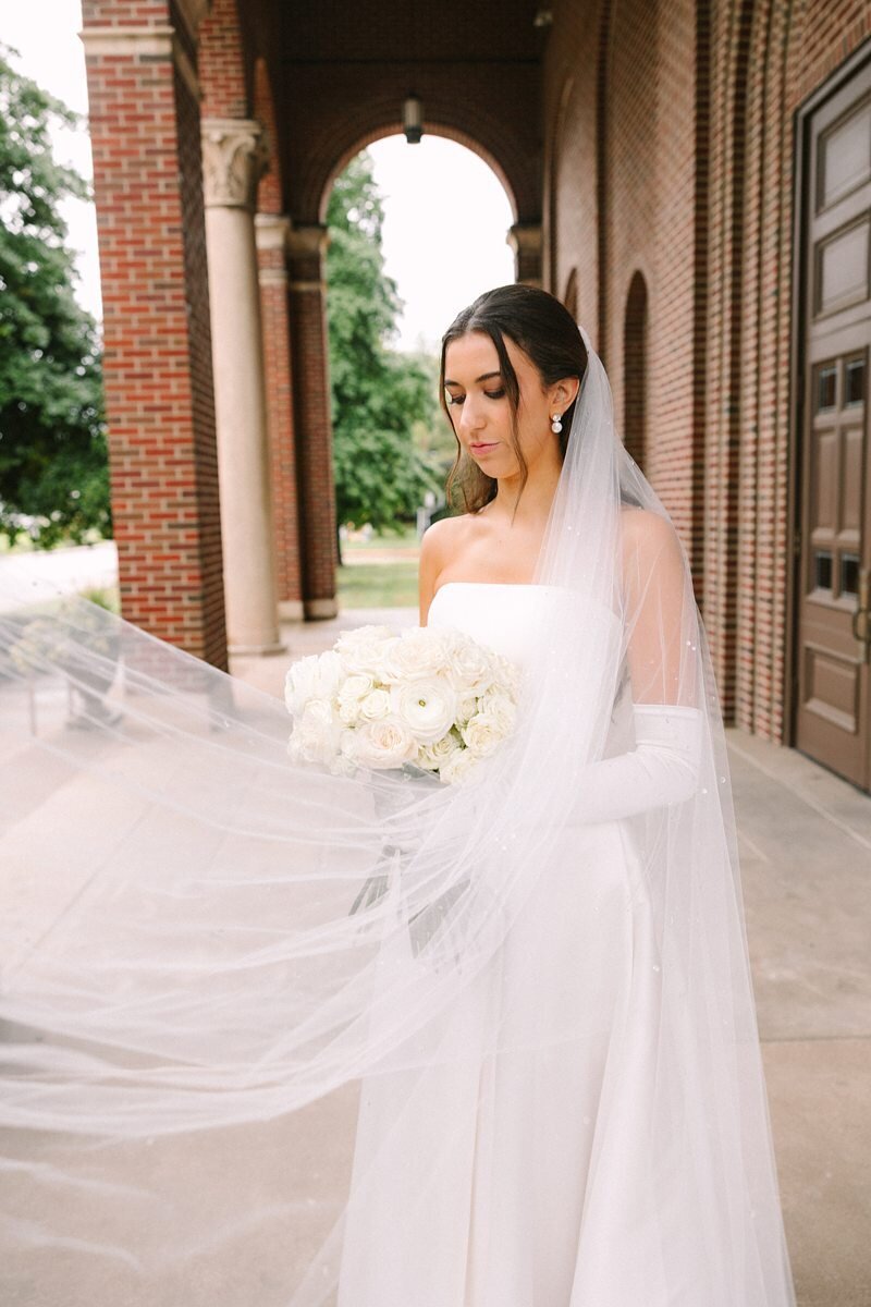 bride-and-groom-portrait-st-benedicts-church-evansville03
