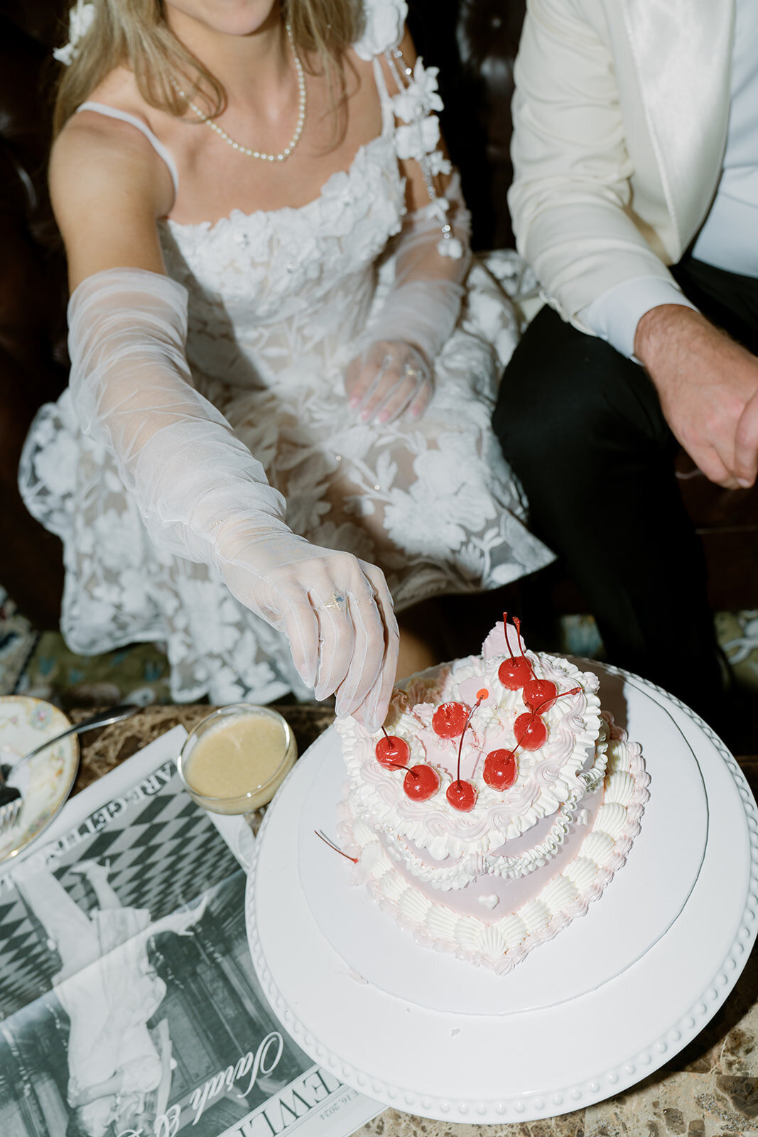 Sarah & Blake Sneak Peeks-228