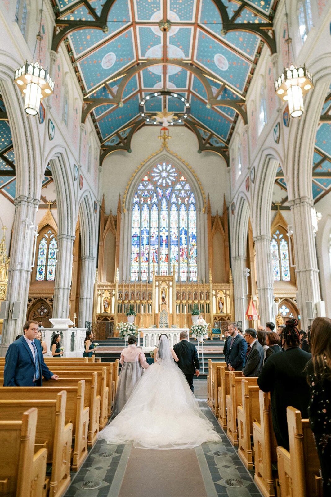 W10-Wedding-St-Michaels-Cathedral-Basilica-Jennifer-and-Anthony-2024-10-19-2500px-1075