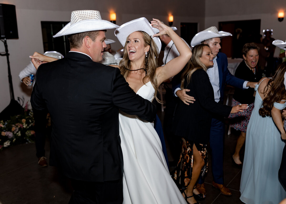 09172022_Hannah+JeremyWedding_ViansaSonomaCA_AnjaJensenPhotography-1352