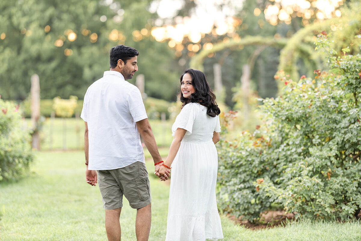 rose-garden-maternity-session-connecticut-12