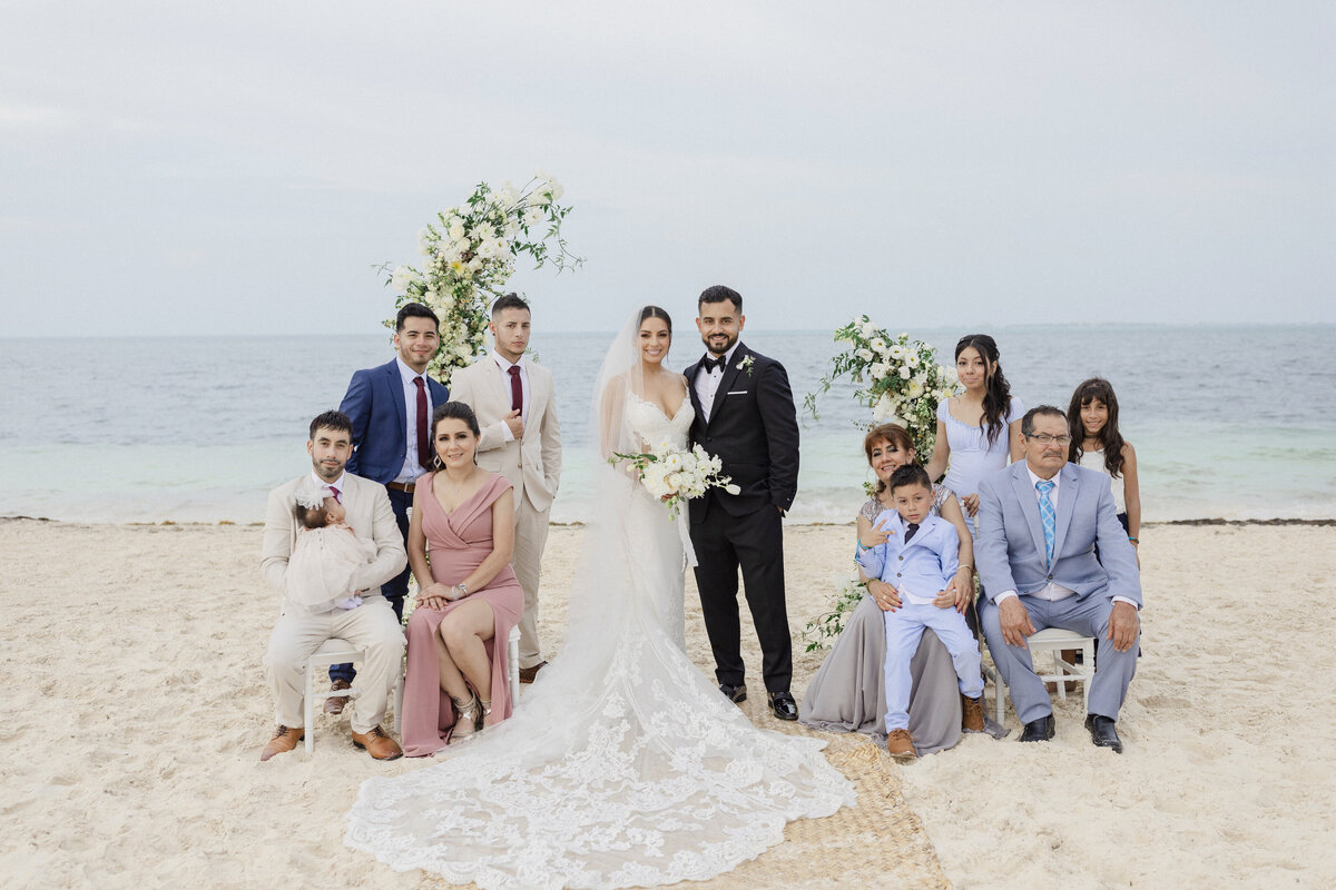 destination wedding in Playa Mujjeres, Mexico