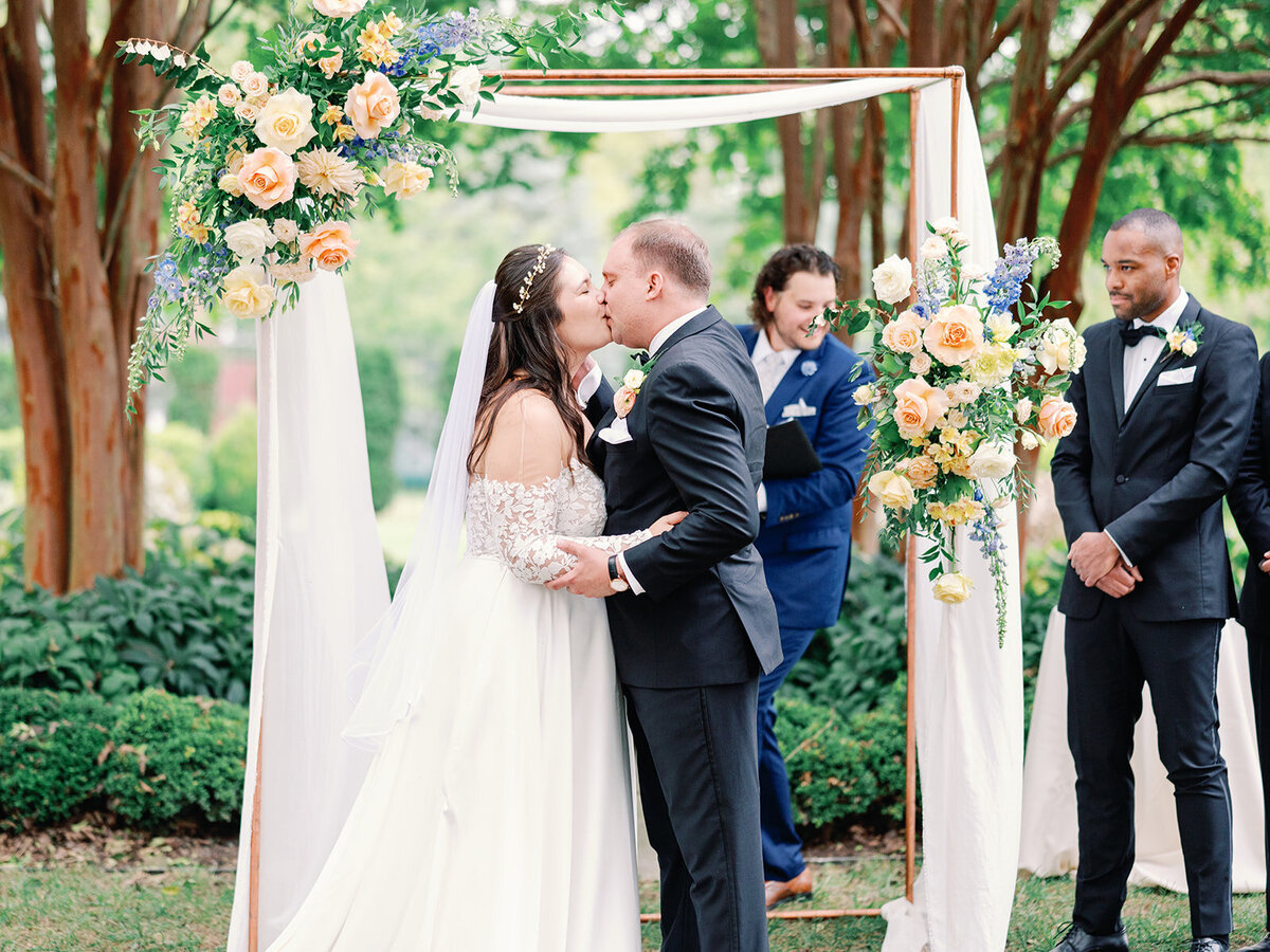 M+G_Belmont Manor_Morning_Luxury_Wedding_Photo_Clear Sky Images-975