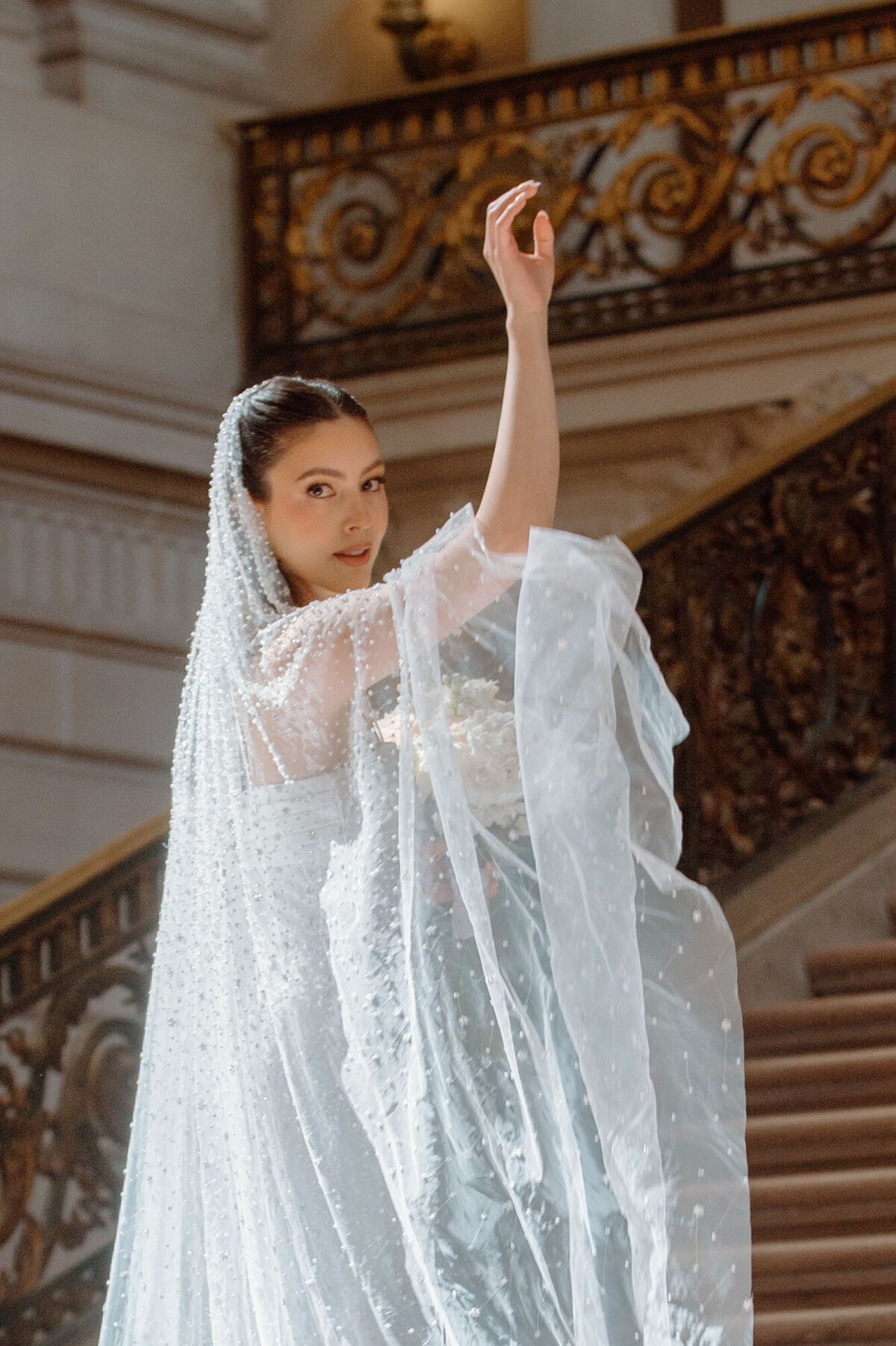 038_sf-wedding-photographer_san-francisco-city-hall_VUJ_9716