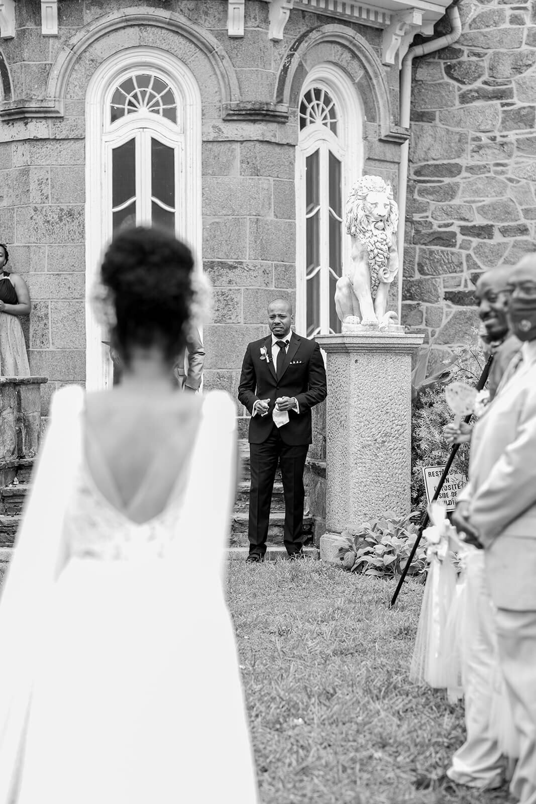 wedding ceremony at Cylburn Arboretum