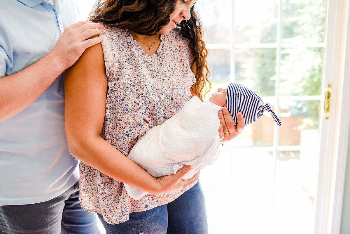 huntersville-emotive-newborn-photography