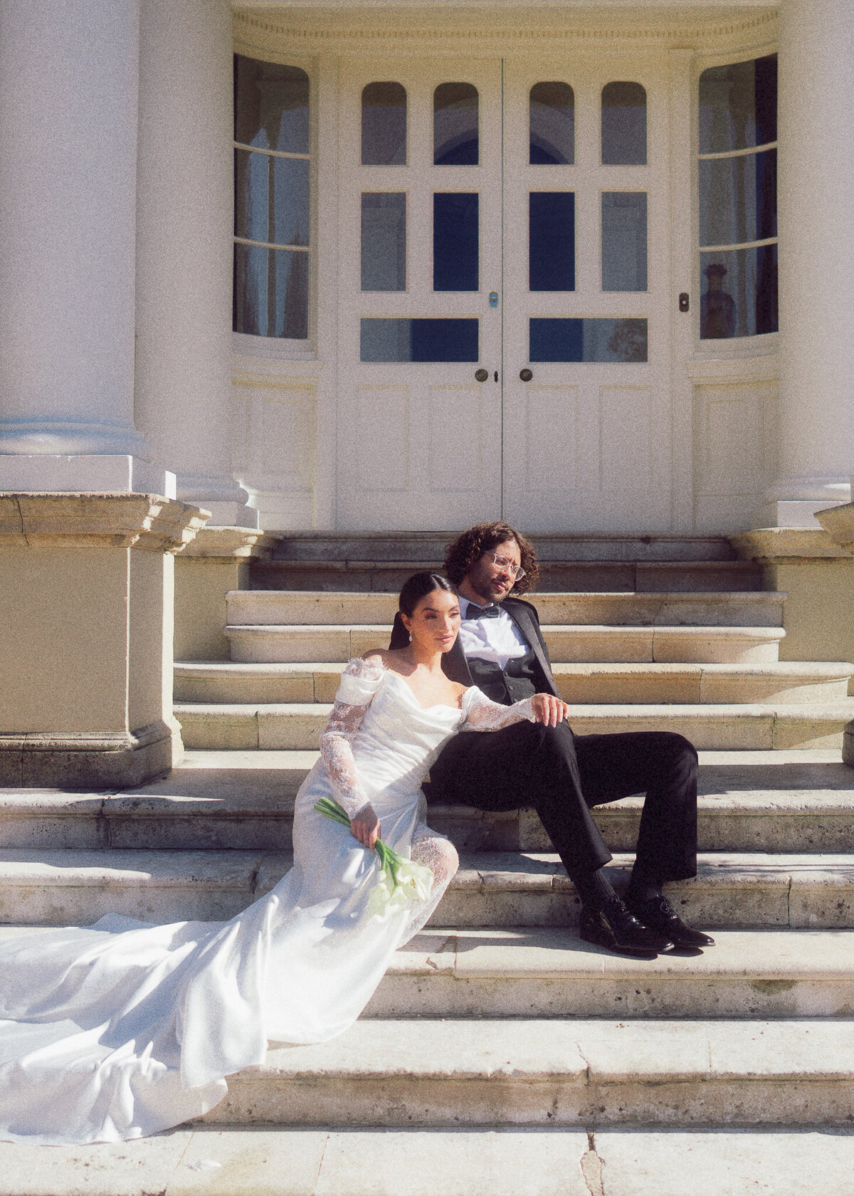 45. pylewell-park-wedding-bridal-party-portraits-cinematic-style-404
