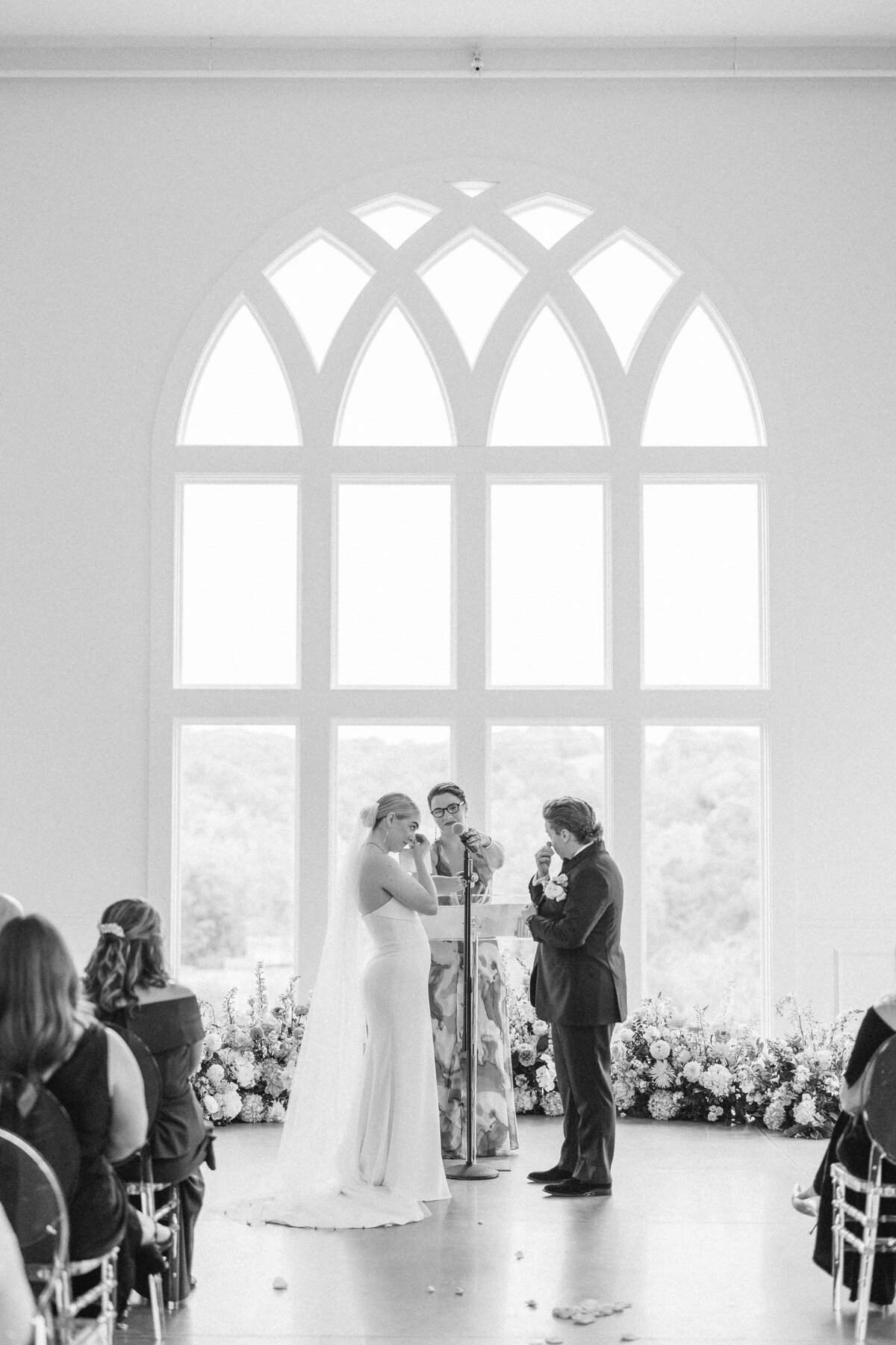 kelly_ann_law_wedding_bw-1078