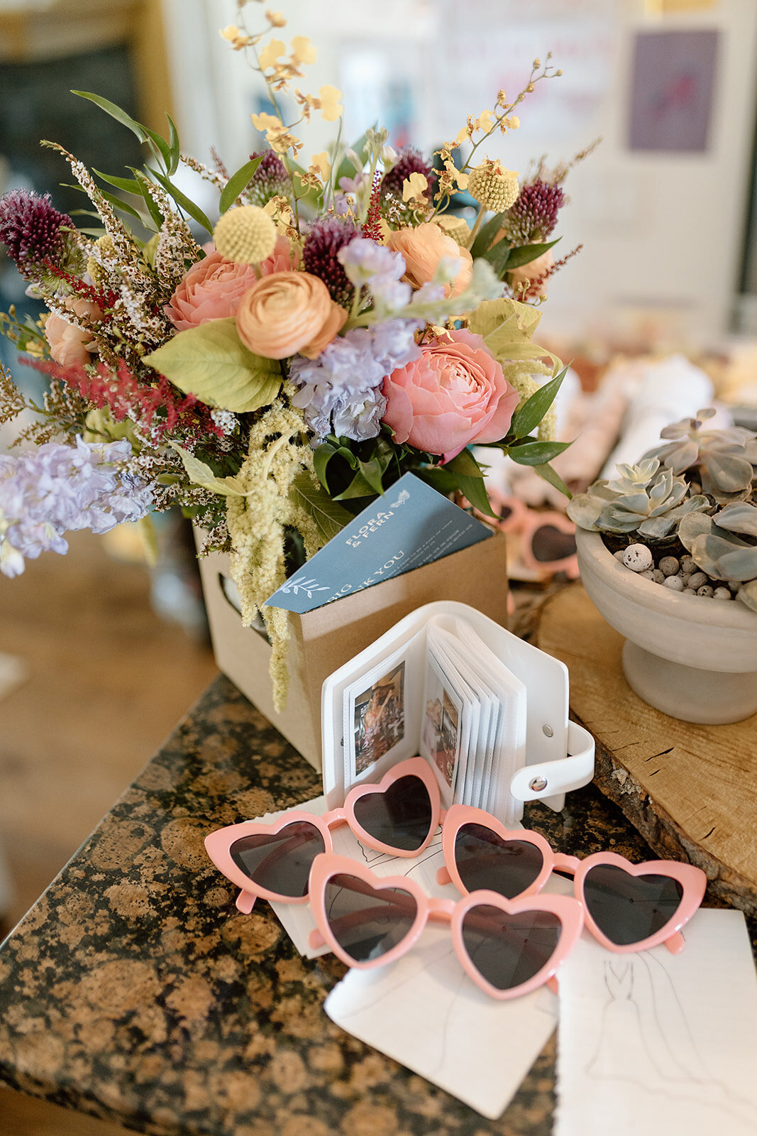 Flores & Pine Wedding Photographer Laura Karl 2