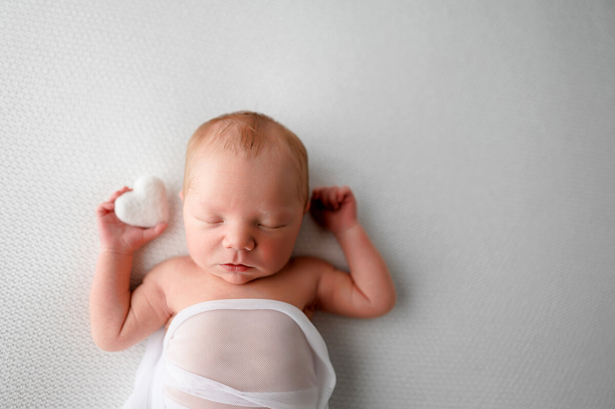 pittsburgh newborn baby photographer