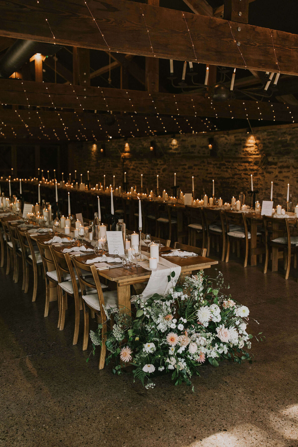 Issy-and-Bella-Floral-Design-Wedding-Florist-Herefordshire-Dewsall-Court-N-Z13