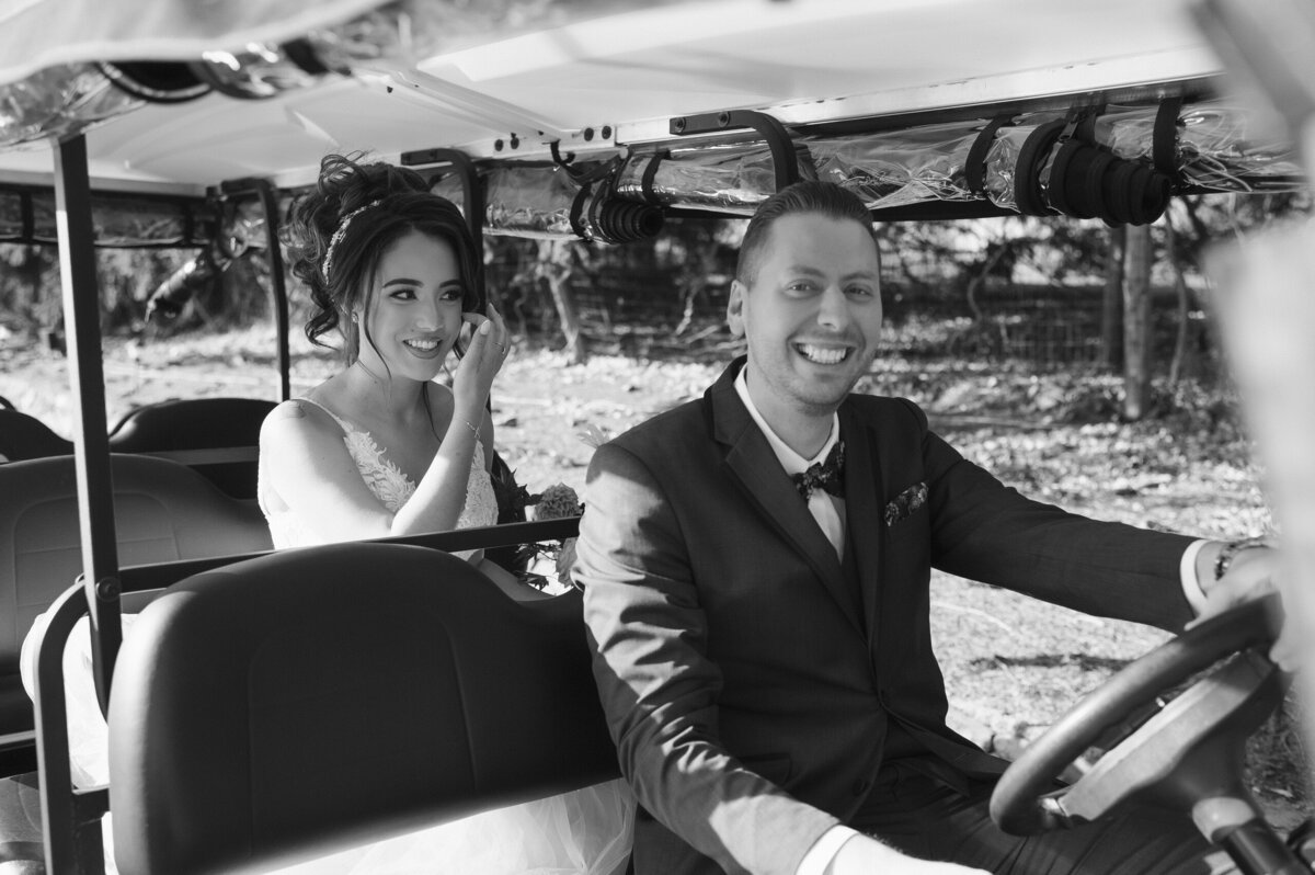 whimsical-wedding-photographer-nj-by-suess-moments-at-the-perona-farms-refinery