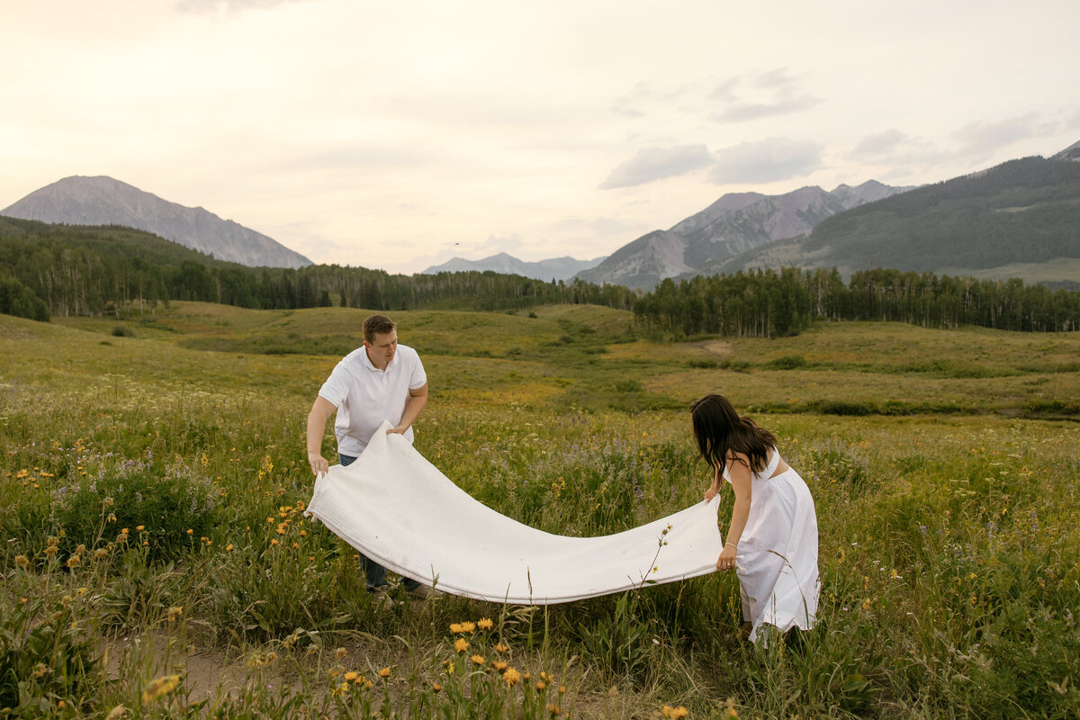 Abigail Anne Photography Colorado and Chicago Wedding and Couples Photographer — Portfolio Featured Story — Emily and Kayne's Engagement 66