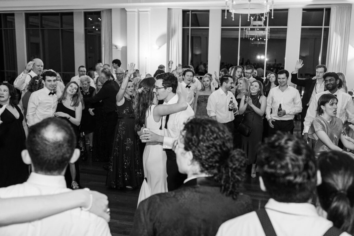 Elli-Row-Photography-Swan-House-Wedding_4353