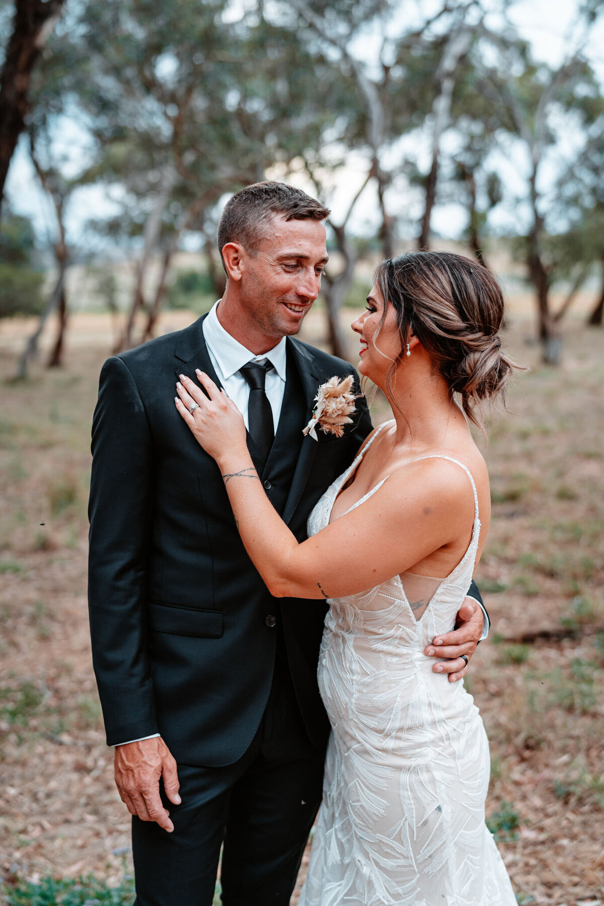 Mikaeley & Lachlan's after wedding photoshoot!