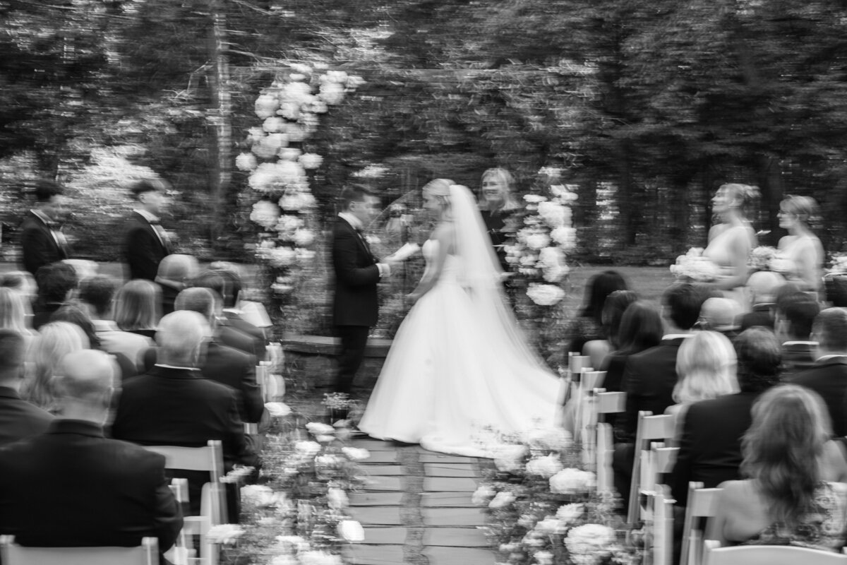9-artistic-blur-ceremony-arrow-park-new-york-wedding
