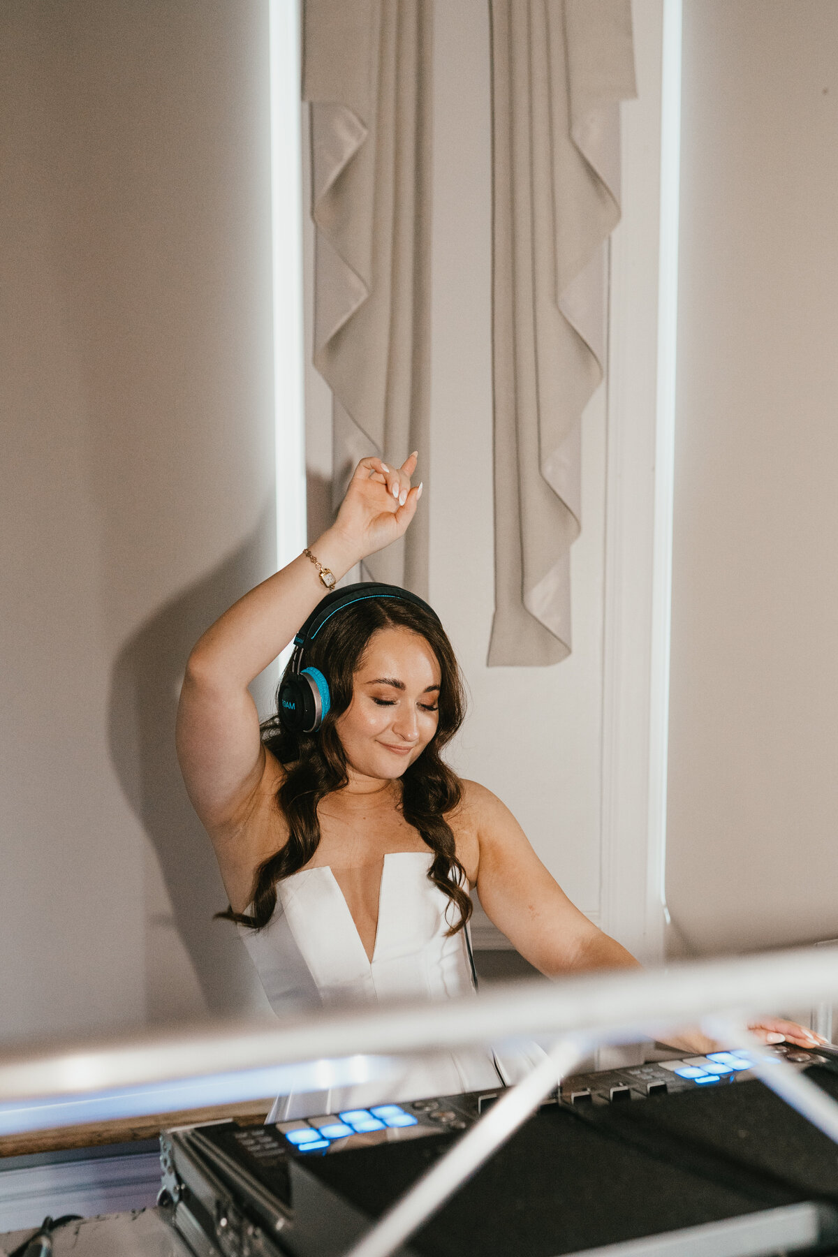 grace-dove-photography-eastington-park-wedding (28)