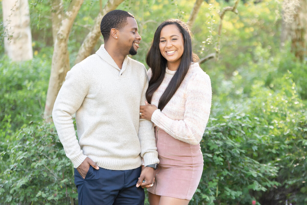 ©ErikaGracePhoto_engagementsession_washington oaks state park _engagement session-38