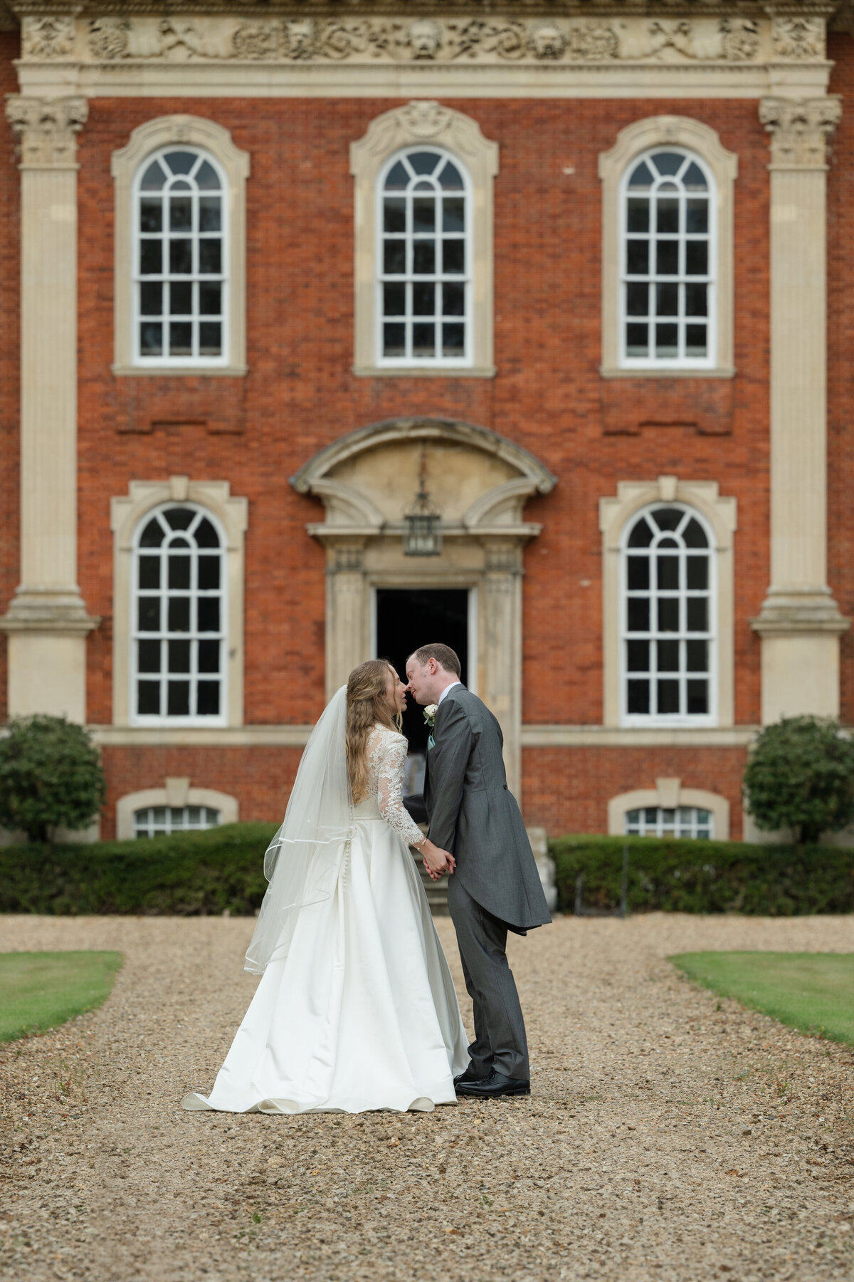 Chicheley-Hall-wedding-photography-1046