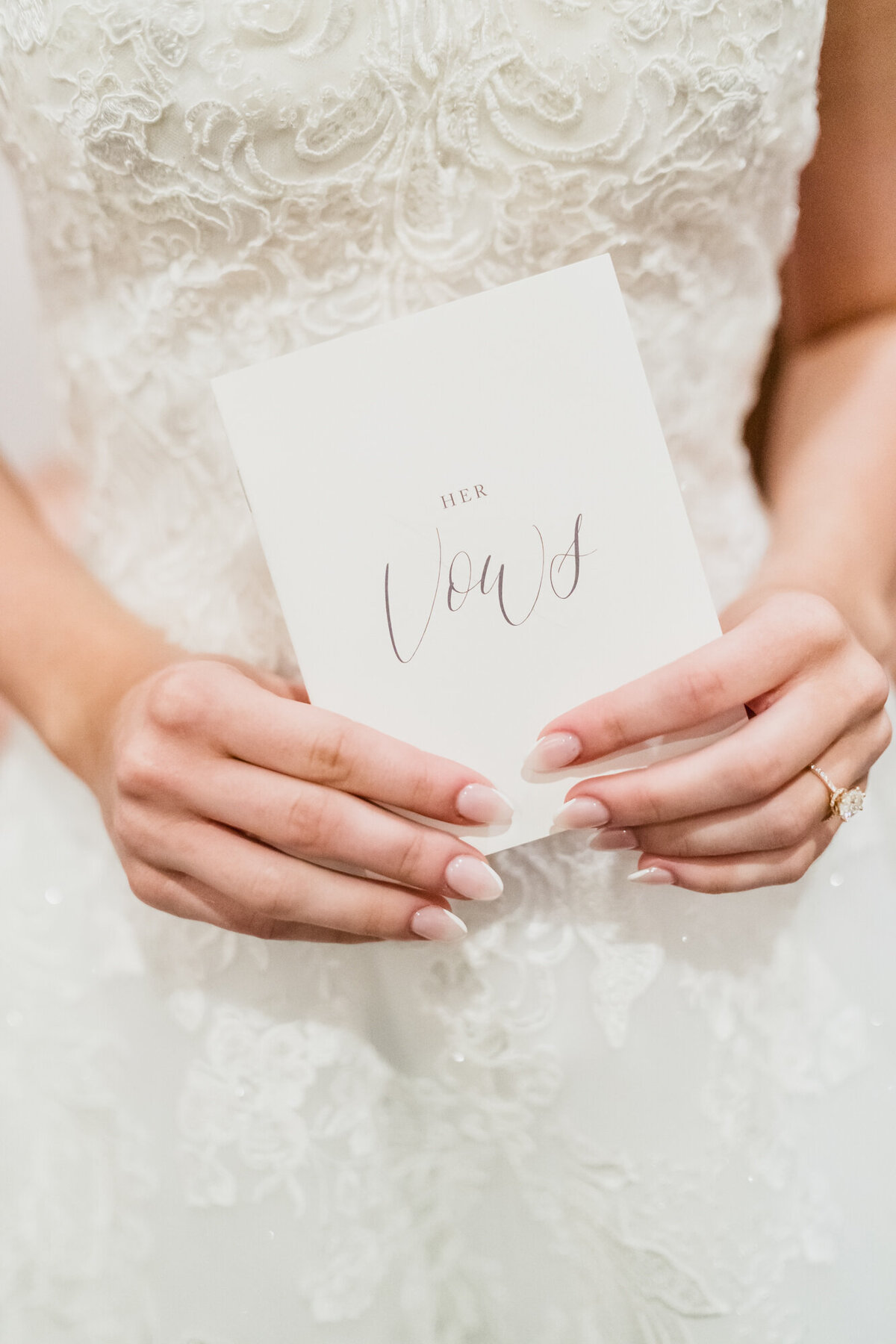 BLUSH AND BLACK SPRING PLANTERRA CONSERVATORY WEDDING IN WEST BLOOMFIELD, MICHIGAN PROVIDED BY KARI DAWSON, TOP-RATED DETROIT WEDING PHOTOGRAPHER, AND HER TEAM21