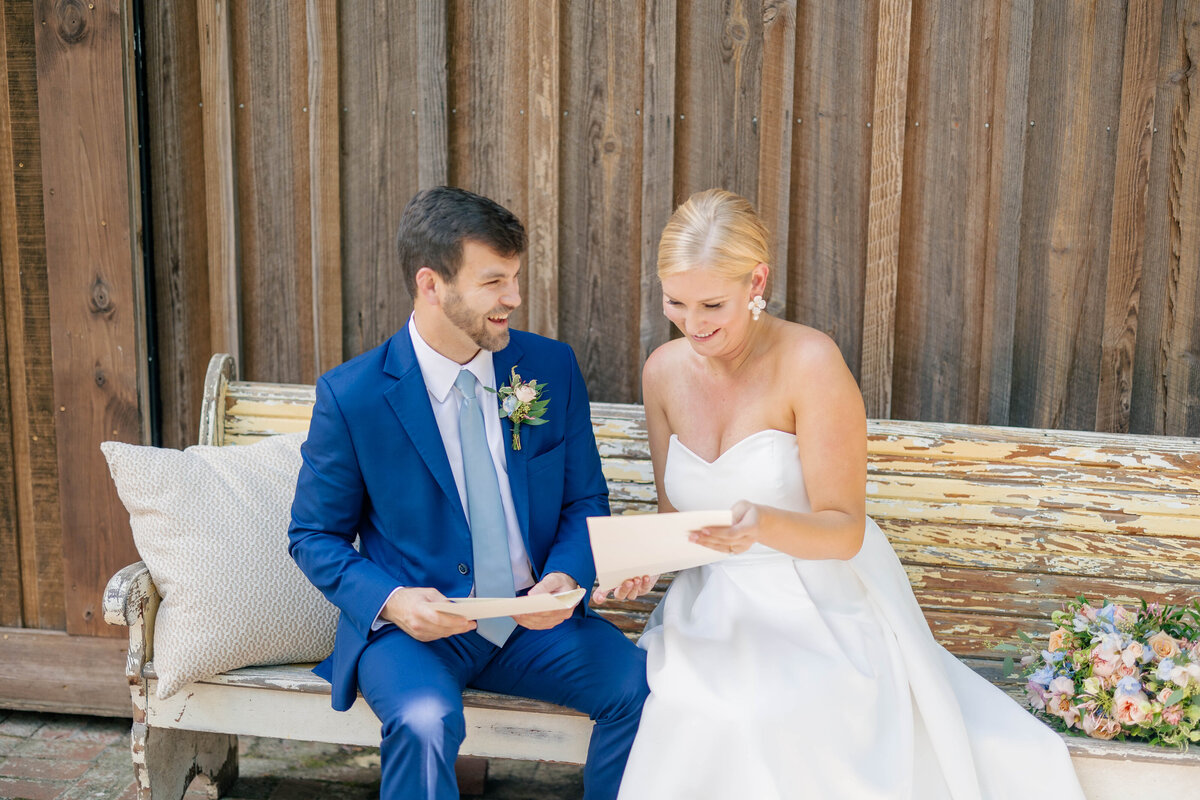 Lindsey-Chris-Wedding-SNEAKPEEK-25