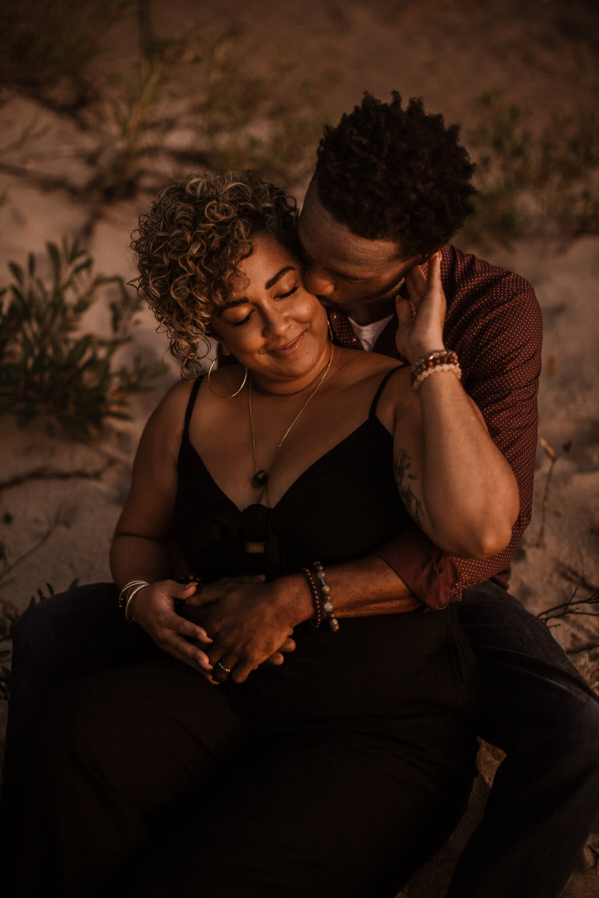 janine-cole-engagement-muskoka-beach-lake-12
