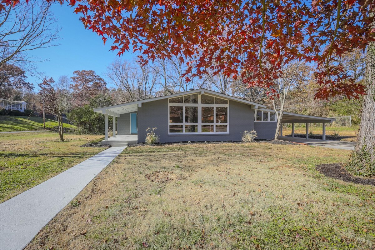 2503 Avalon Circle-16