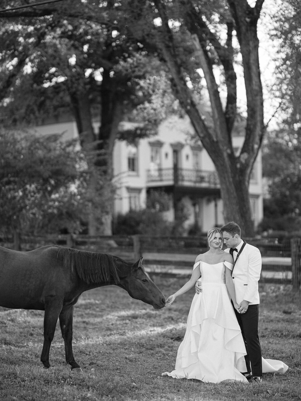 bride-groom-riverfront-fall-wedding-kentucky11