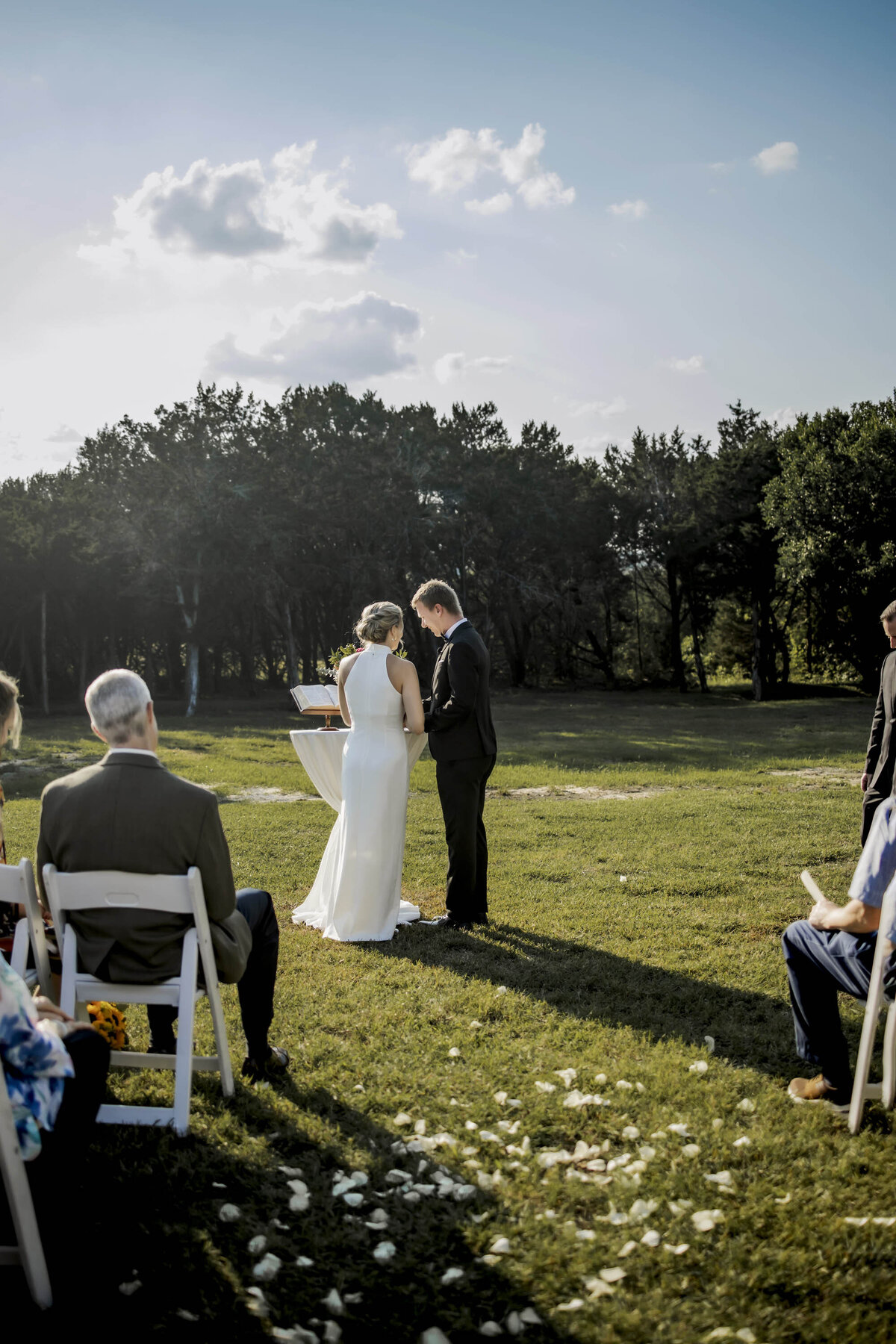 a micro wedding backyard wedding in central texas